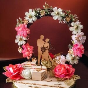 Engagement ring hamper
