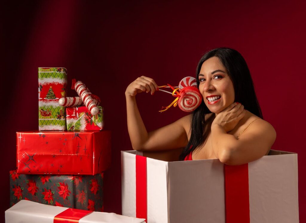 Free stock photo of female latina, gift boxes, latina